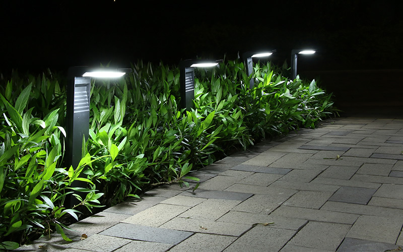 New Design Outdoor Landscape Waterproof Garden Pathway Solar Lawn Lights