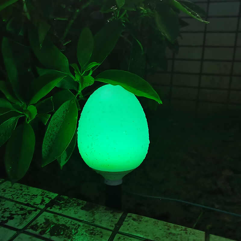 Lumière décorative solaire d'ABS de fête de Noël de jardin extérieur avec la forme de boule