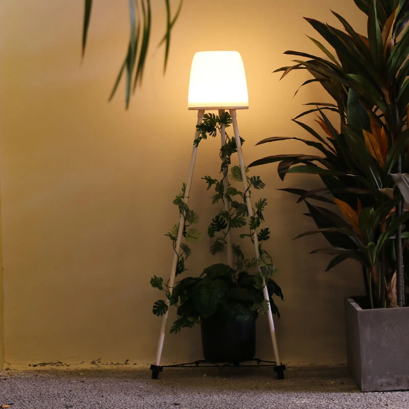 New Design Collapsible Waterproof Garden Floor Creative Solar Plant Stand Light