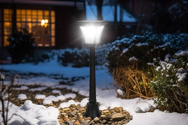 Do Solar Garden Lights Work In Winter?