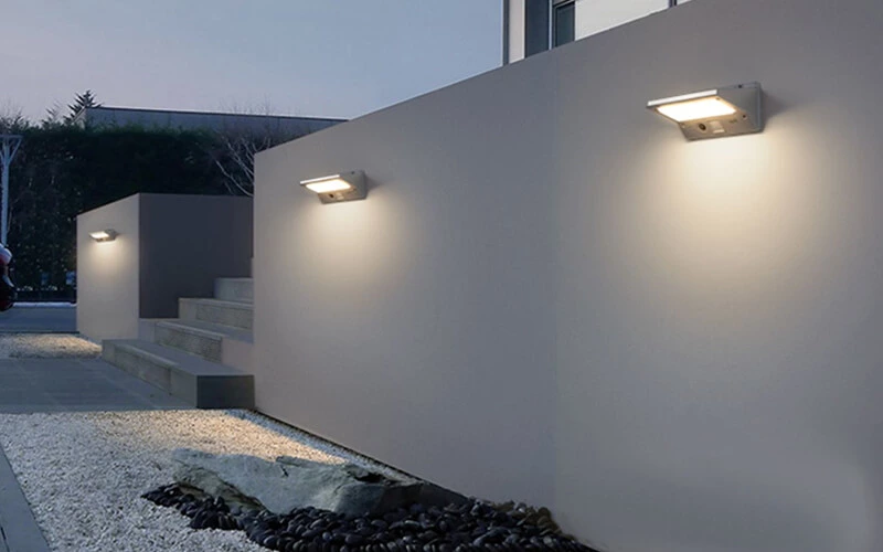 Solar Powered Pir Wall Light