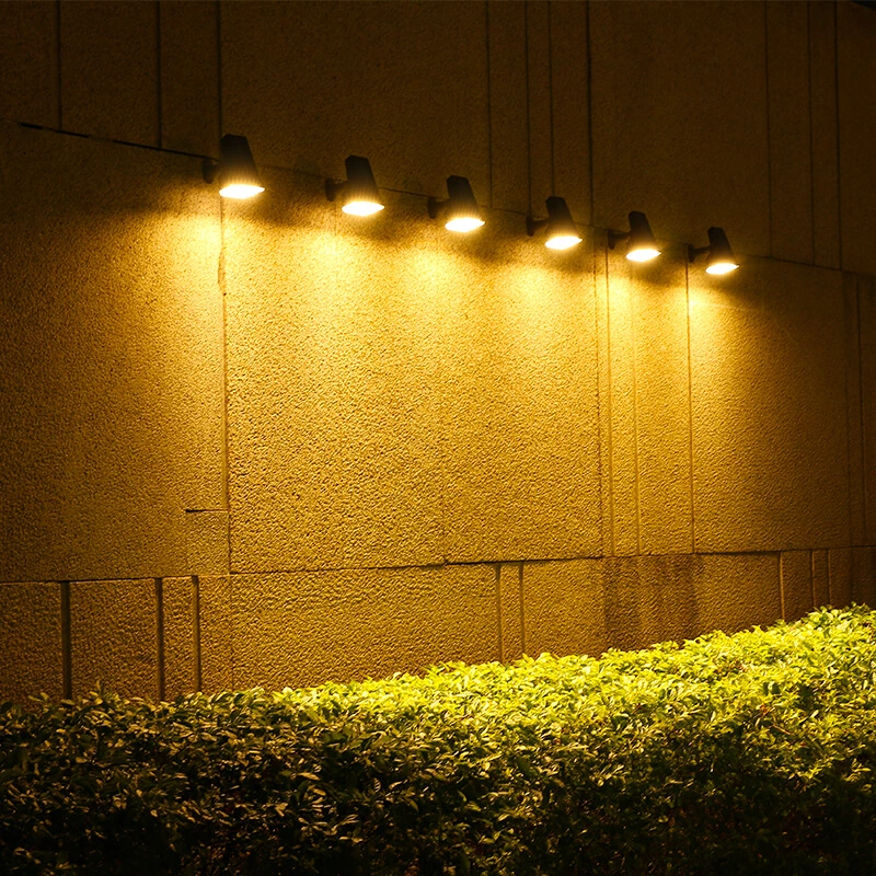 Outdoor Solar Motion Detector LED Garden Spotlight