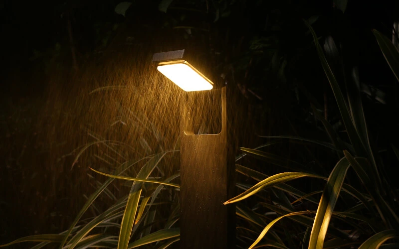 Adjustable Outdoor LED Solar Powered Landscaping Light